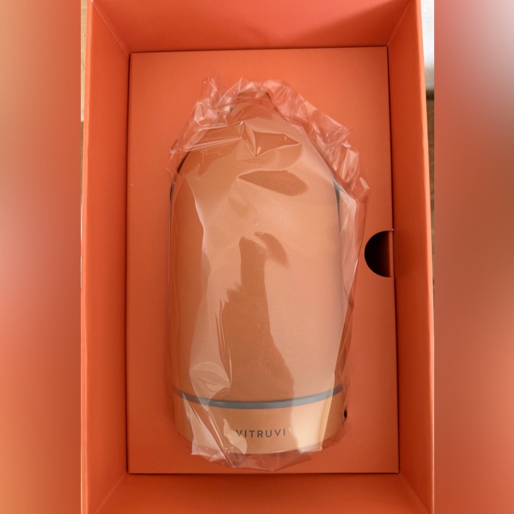 NIB NWT Vitruvi Stone Terracotta Diffuser